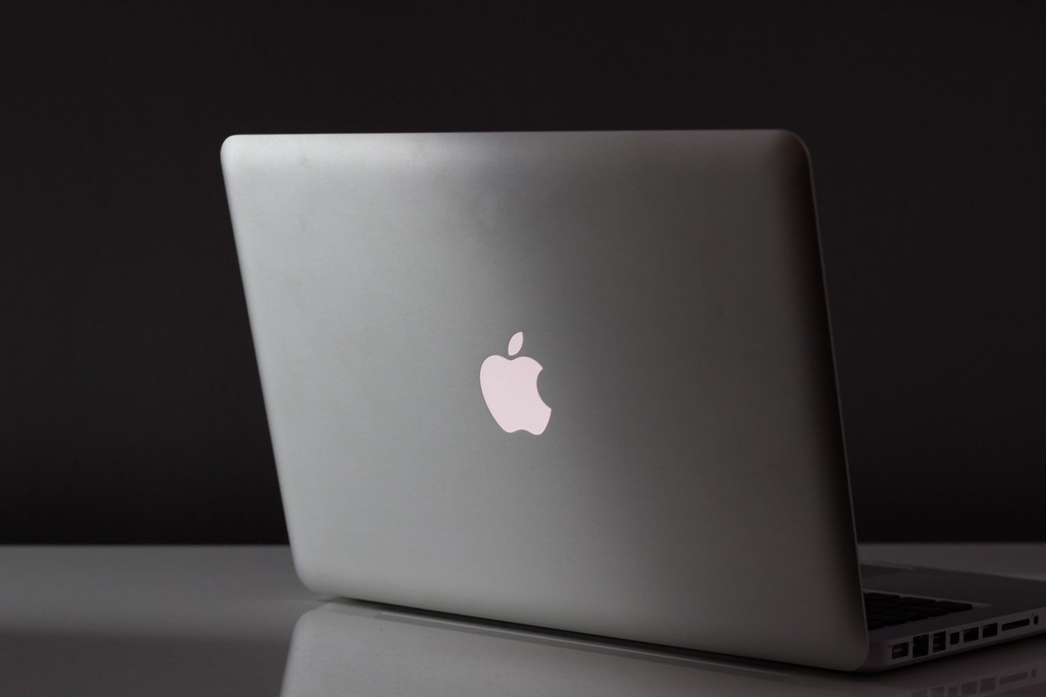 apple-remplacera-ecrans-retina-macbook-pro-deteriores